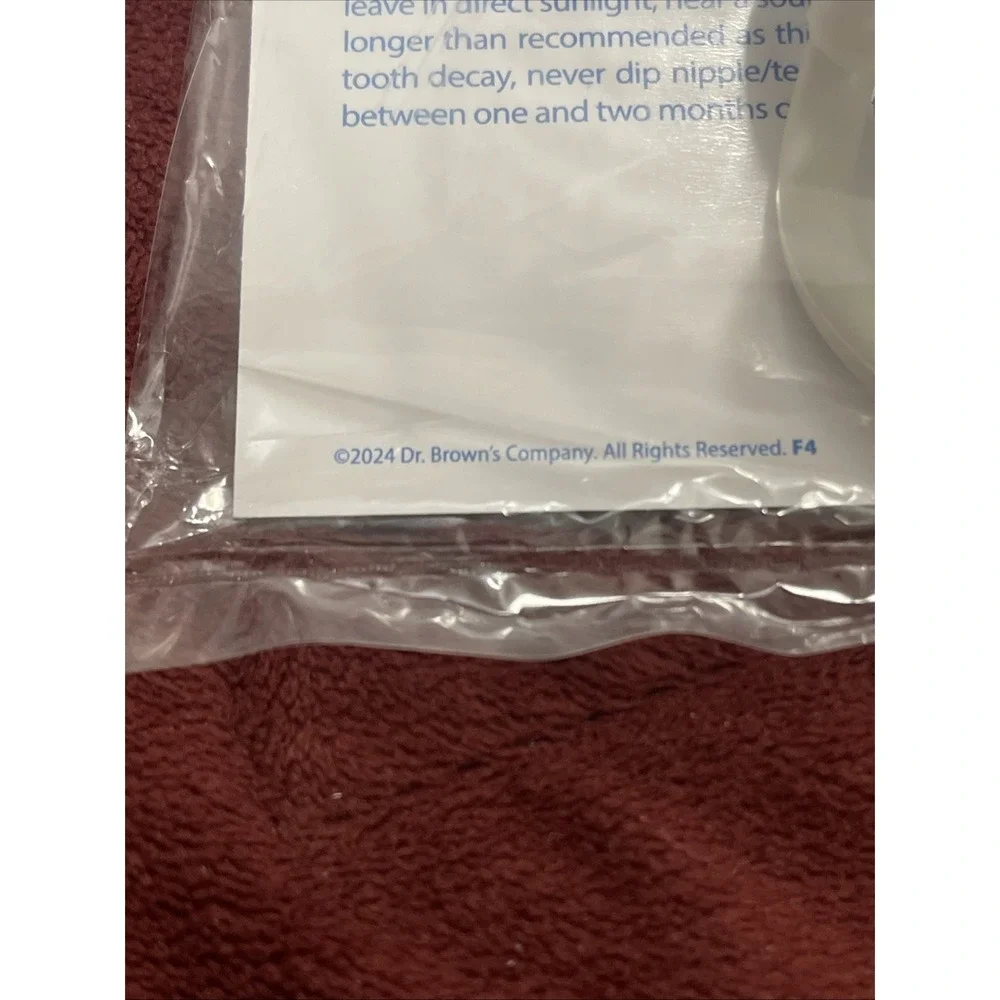 Lot Of 2 NEW Sealed-Dr. Brown's Happy Paci 0-6m BPA Free Silicone‎ Pacifier